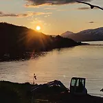 Senja Jovika In The Heart Of Mallangen 公寓 *