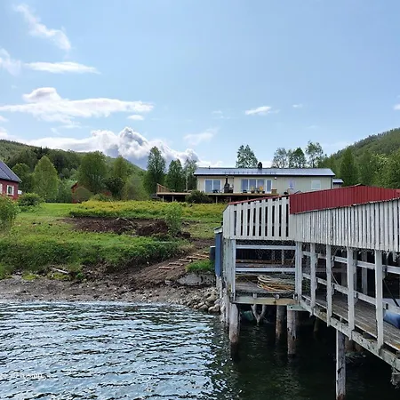 Senja Jovika In The Heart Of Mallangen Apartamento